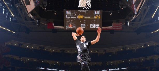 综合格斗赛场焦点！葡萄牙队对阵西班牙队，冠军之争悬念重重，胜负难料