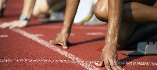 郑钦文刷新里程碑，费城76人半决赛力克广州队，晋级概率达88％